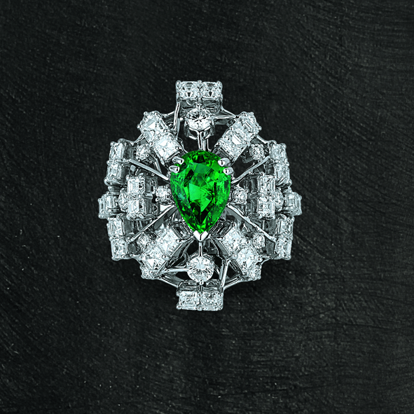 Art Deco Emerald Ring set on Grey Gold with Square Diamonds Emerald Cut and Round Brilliants.